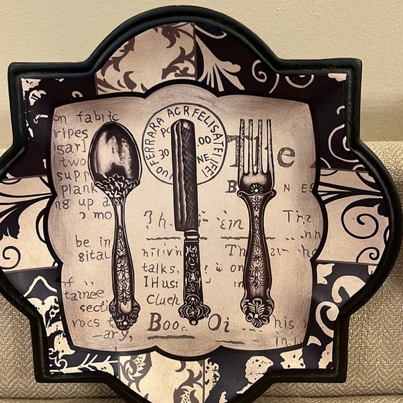 Decorative plates. Set of 2 - Picture 2 of 3